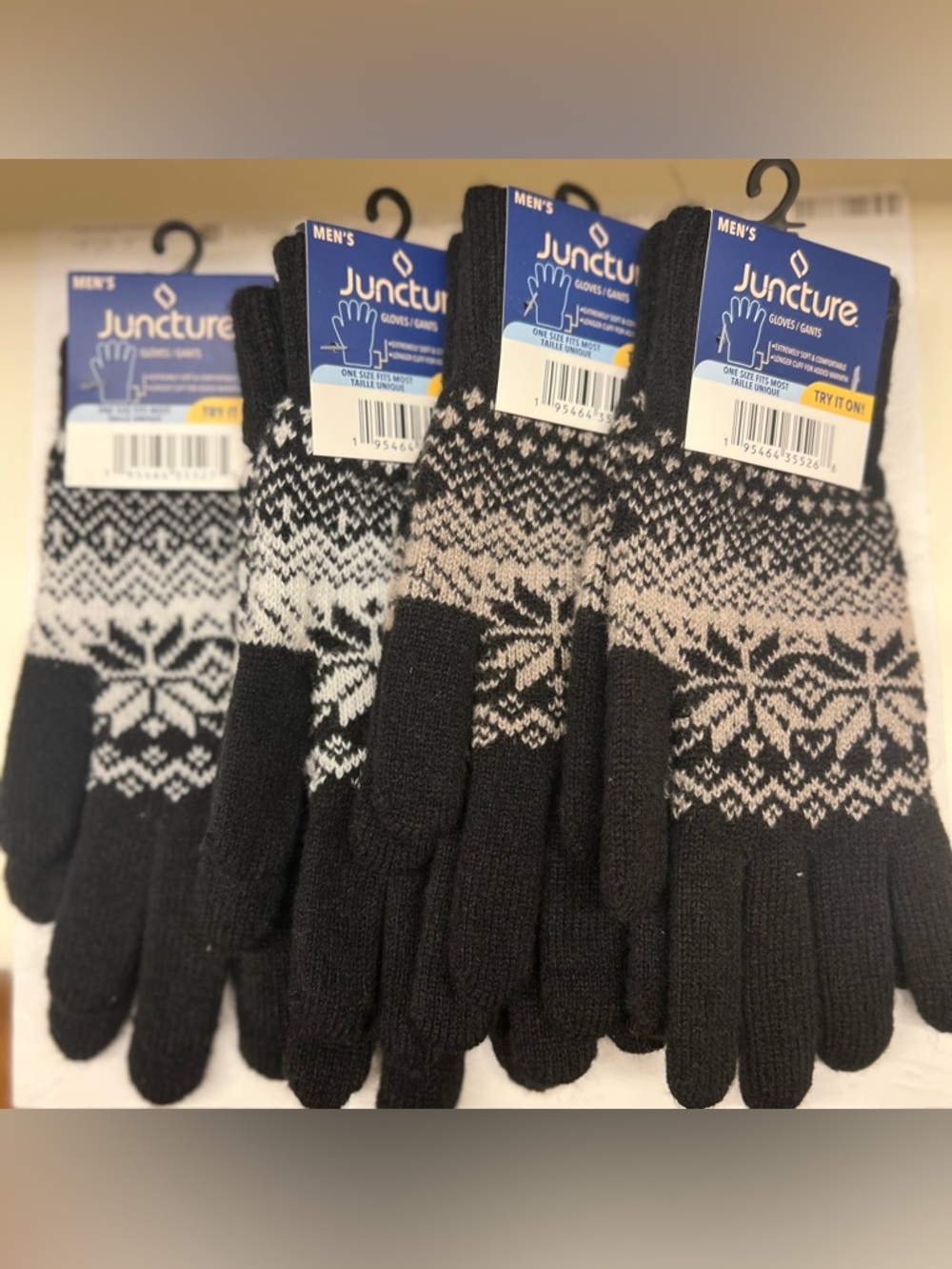 FOUR Pair Juncture Men's Black & White, Black & Tan Patterned Knit Gloves